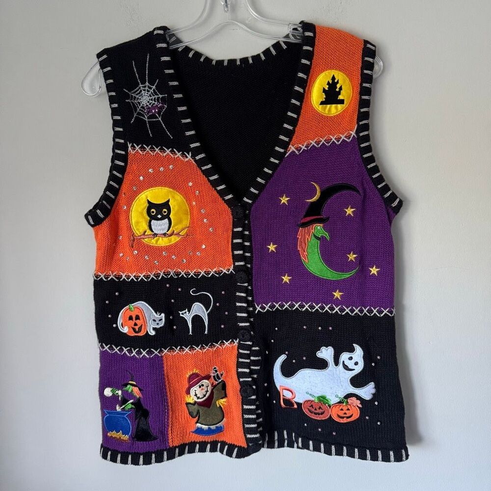Vintage Halloween Patchwork Embroidered Sweater Vest Witch Pumpkin Ghost Bats
